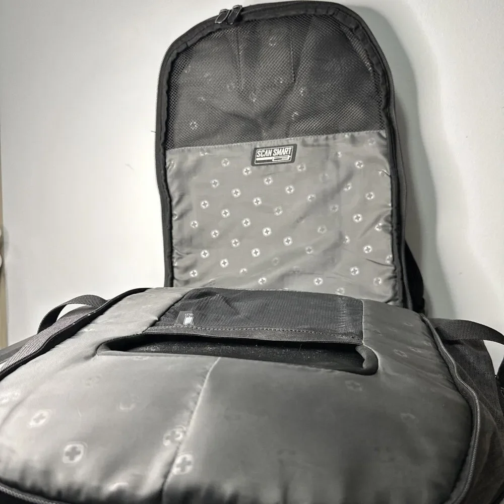Swiss Gear 3760 ScanSmart TSA Laptop Friendly All-in-One Backpack Grey Travel